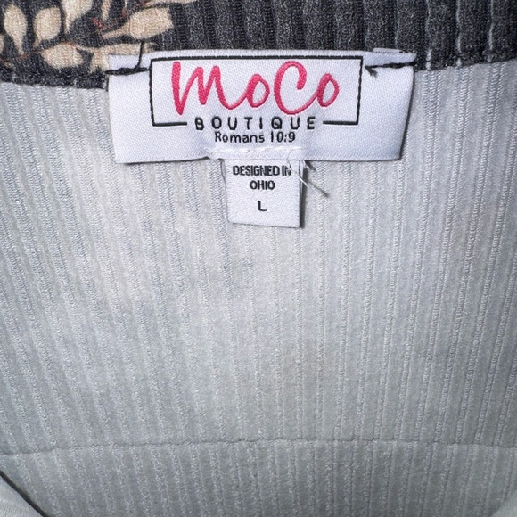 Floral Ribbed Shacket Size Large - Picture 3 of 4